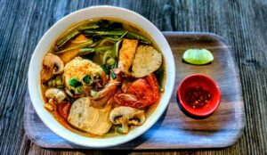 C6. Rice Noodle w/ Tomato Soup