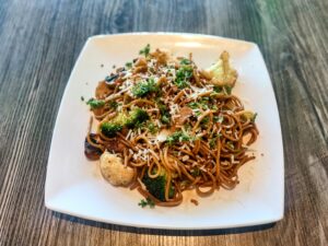  C13. Stir Fry Garlic Noodles